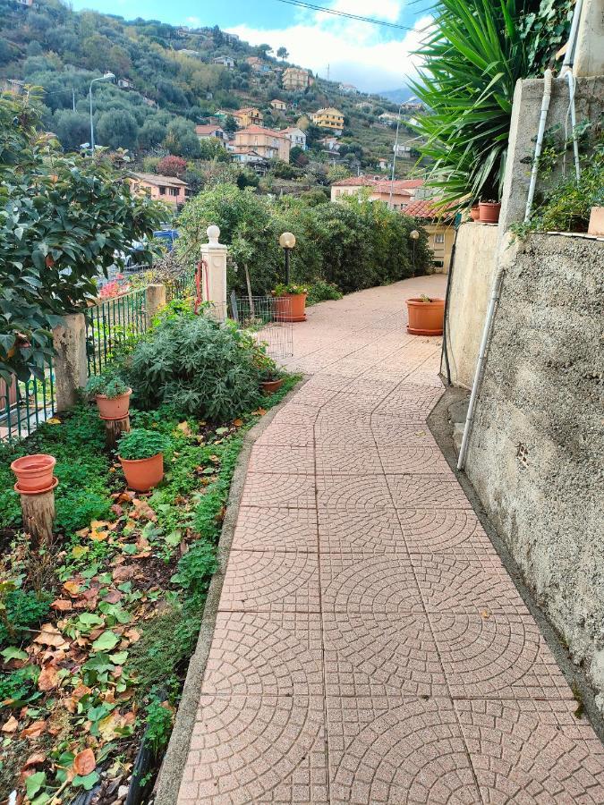 Casa Sanremo Tiziano Parking Gratis Spiaggia 15 Minuti A Piedi Экстерьер фото